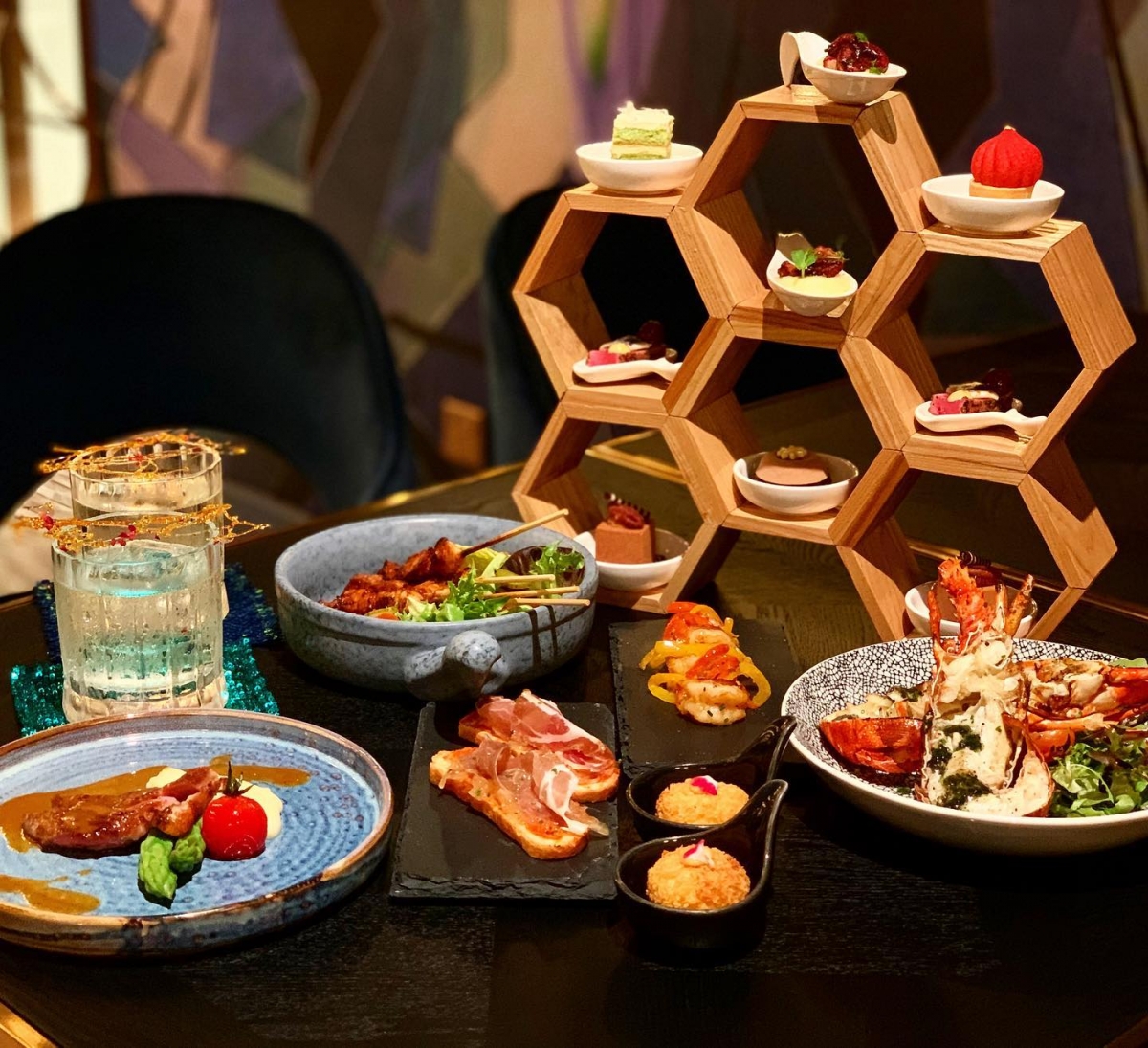 food and cocktails at Club 5 Bar at PARKROYAL on Beach Road Singapore