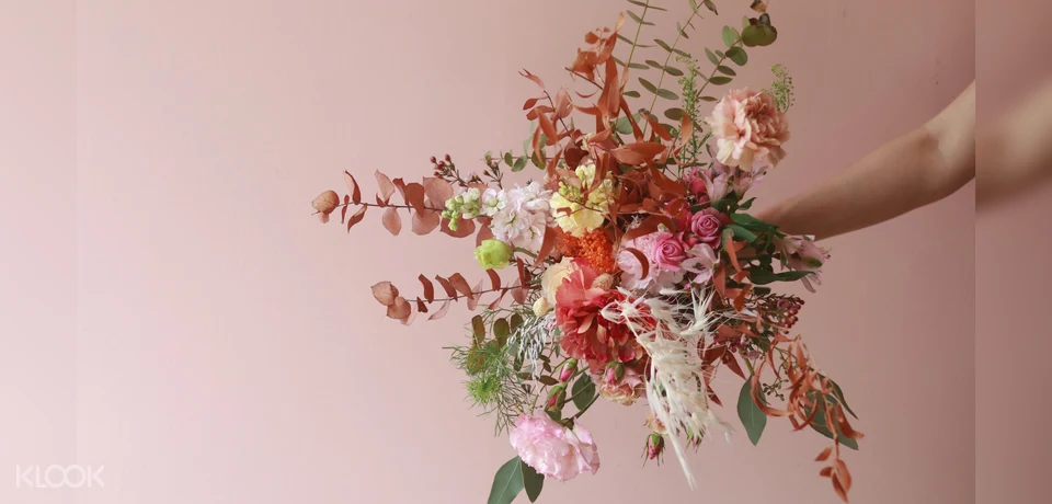 Floral arrangement diy kit online workshop Singapore