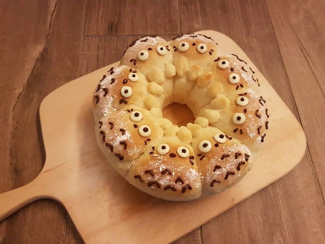 totoro japanese pull apart buns baking munchies singapore