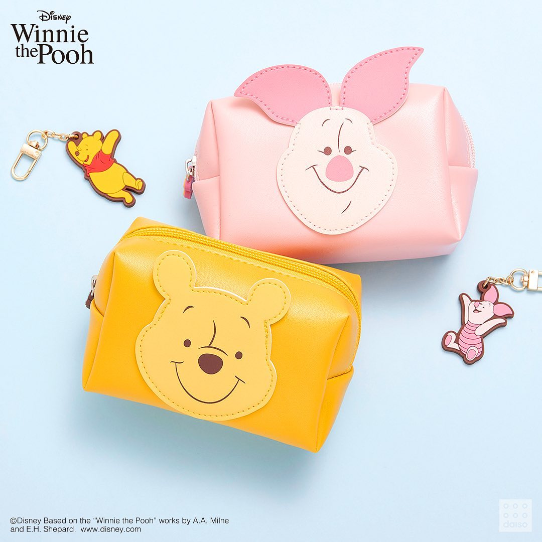 Daiso Korea pooh & piglet pouch