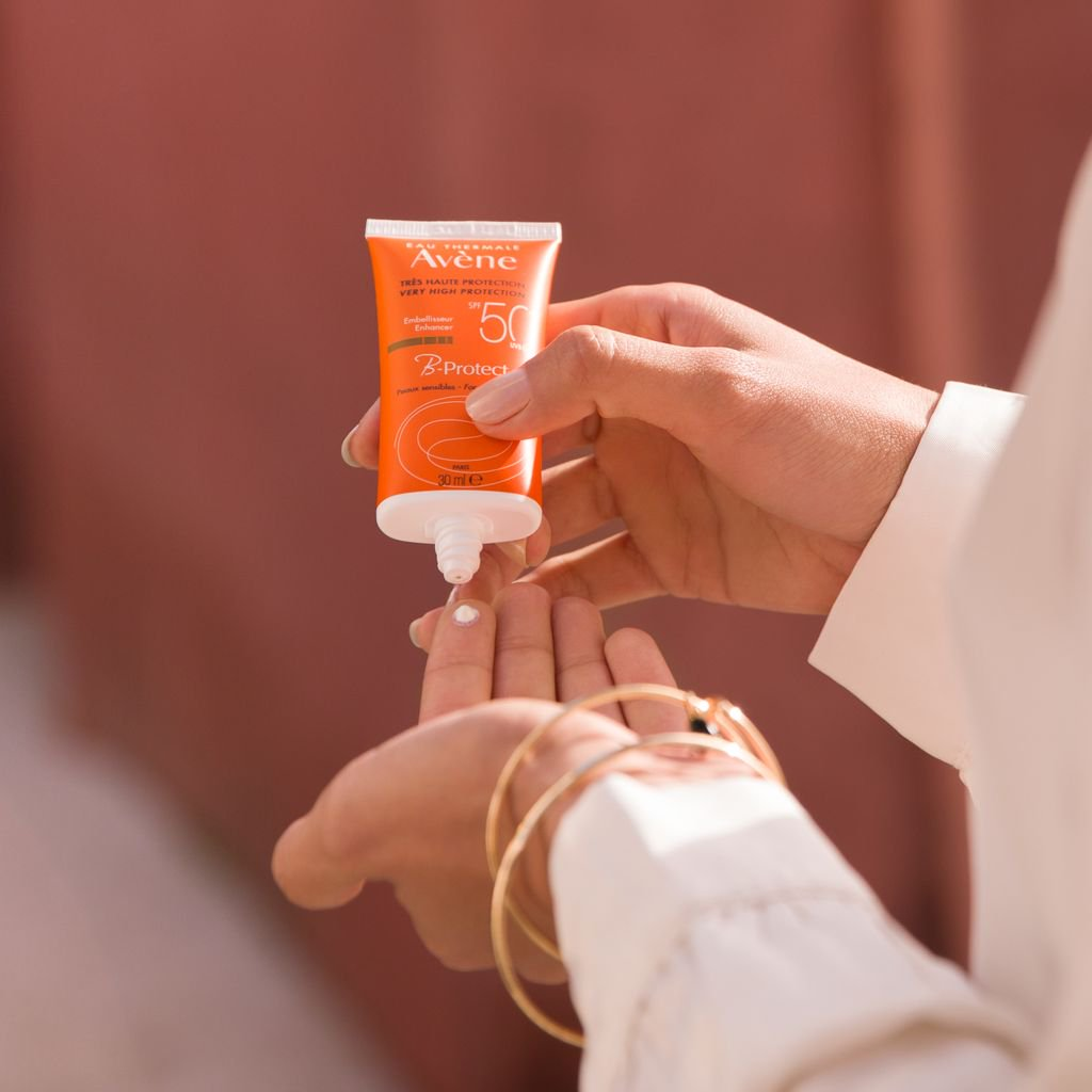Eau Thermale Avène B-Protect SPF 50+ Singapore review