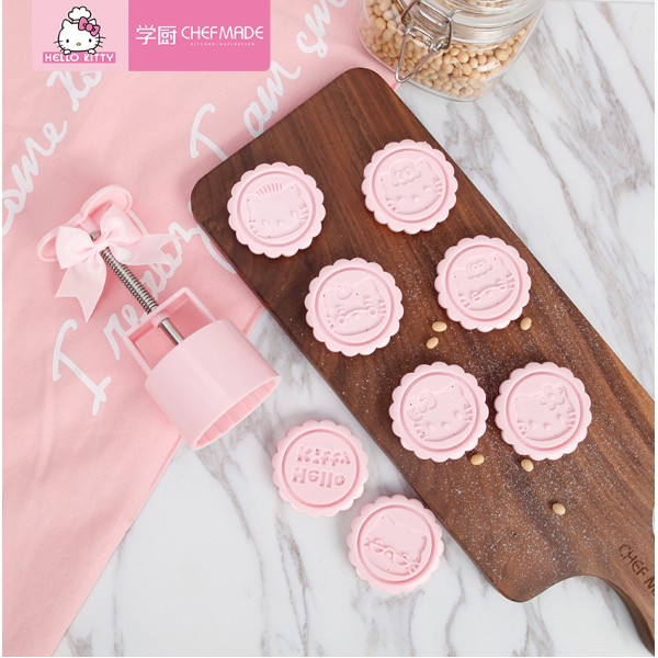 Hello Kitty 8 Pc Mooncake Mould