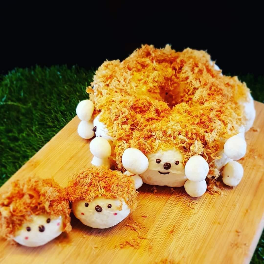 hedgehog pork floss buns baking munchies singapore