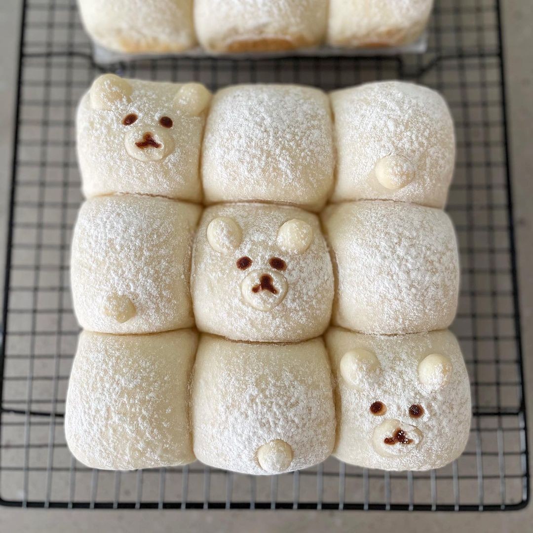 japanese style tear away bread buns with bear face