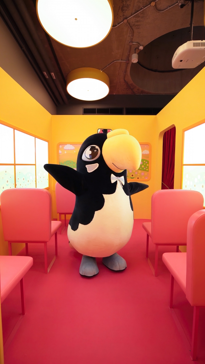 Otah & Friends hornbill