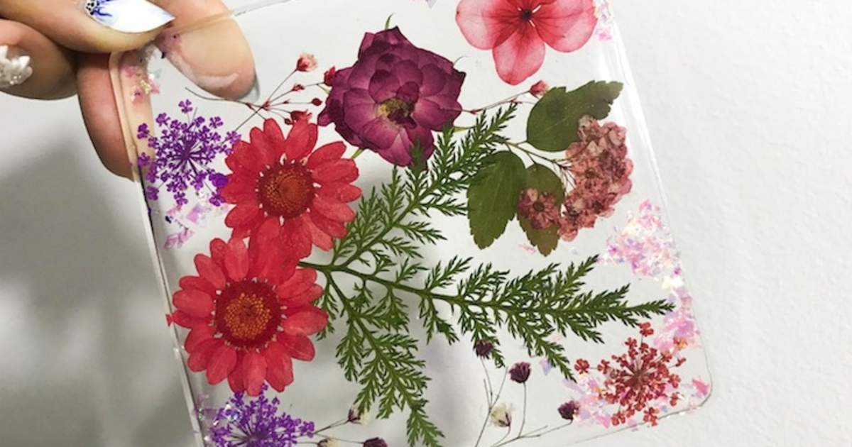 Floral resin coaster DIY kit