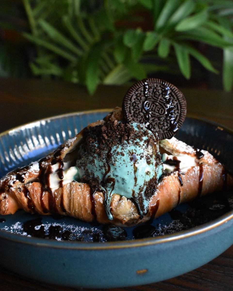 Lola Faye Singapore
