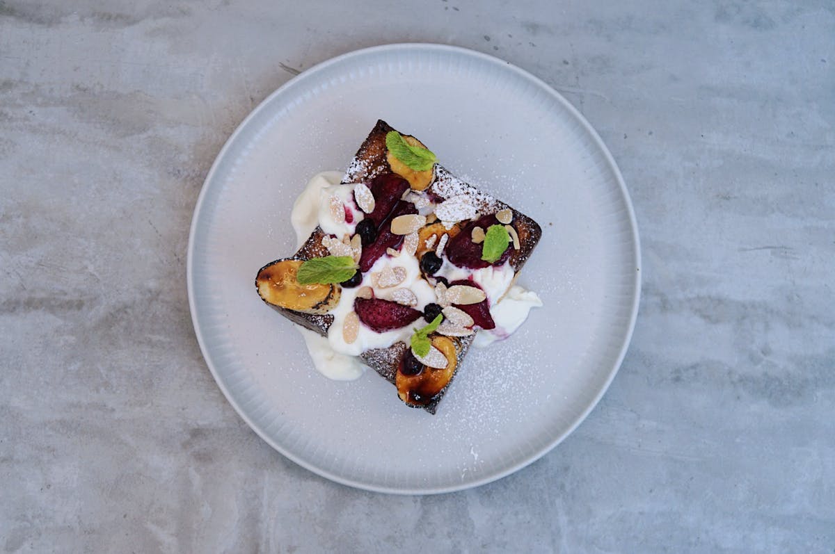 french toast with berries at syip cafe singapore