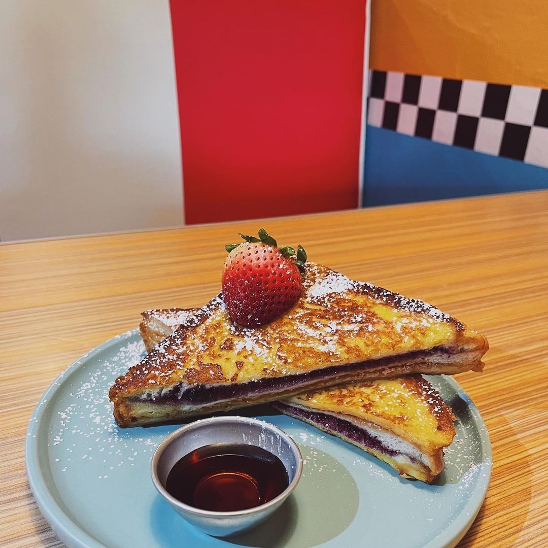 Joji's Diner Singapore retro American cafe