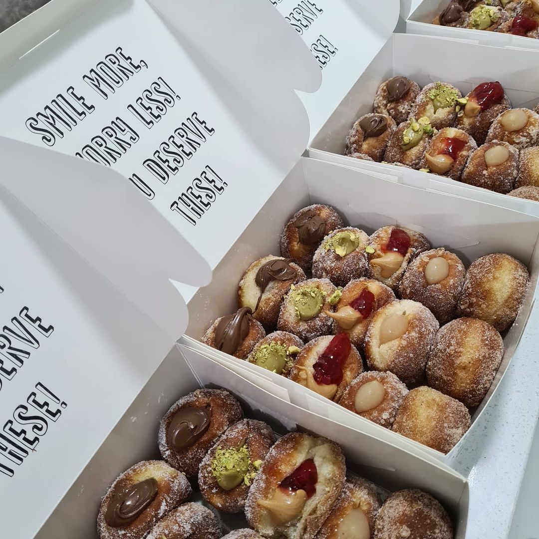Doughnut Shack bombolonis in boxes