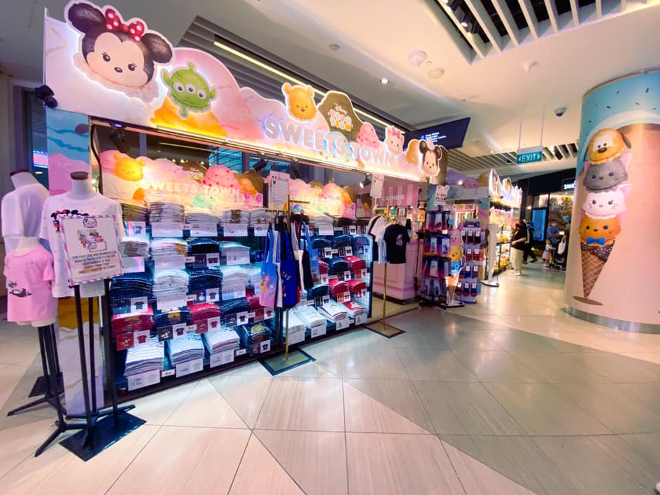 Disney Tsum Tsum merchandise at Pop-Up Kisok suntec city