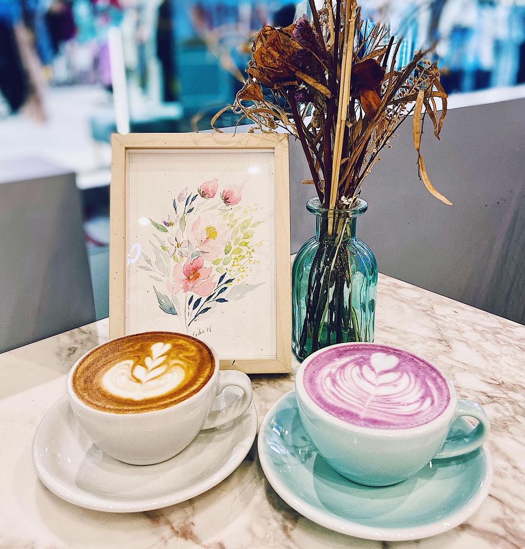 Cafe de Paris art jamming promotion