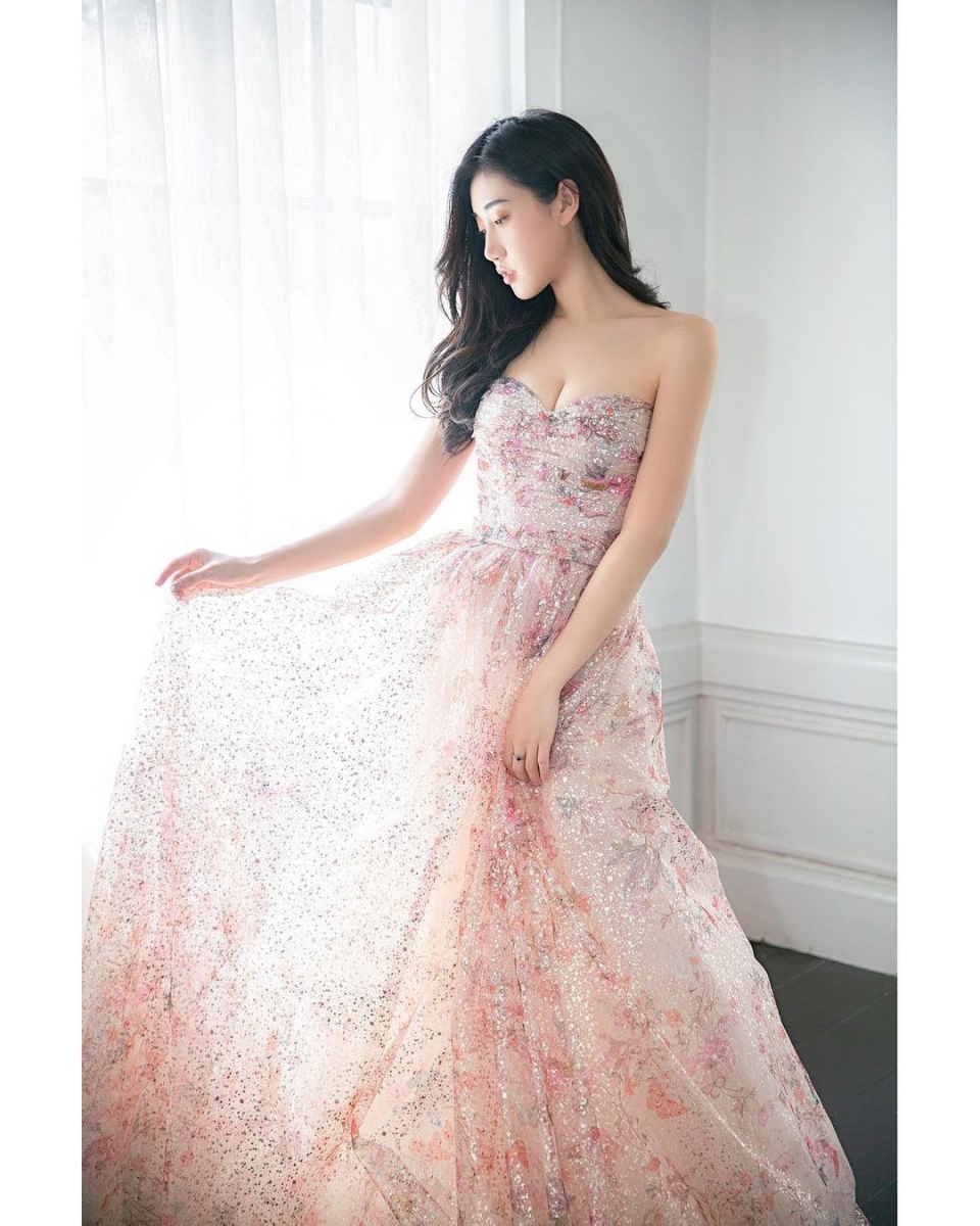 Monique Lhuiller pink gown with sparkles