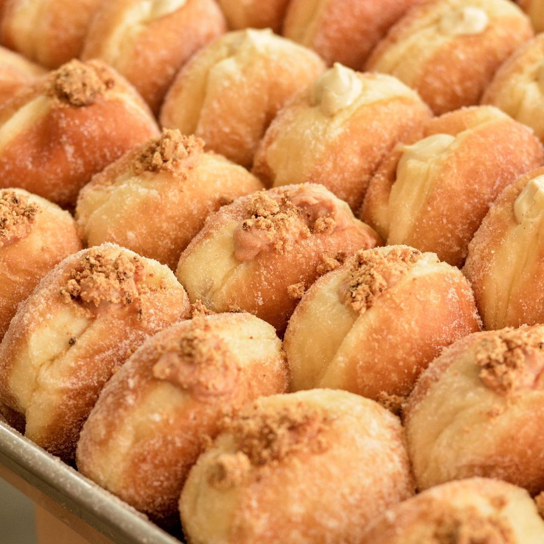 Puffs And Peaks Bakery apple pie bomboloni