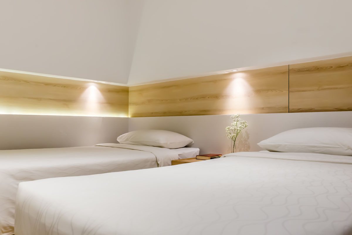 Summer View Hotel supreme room