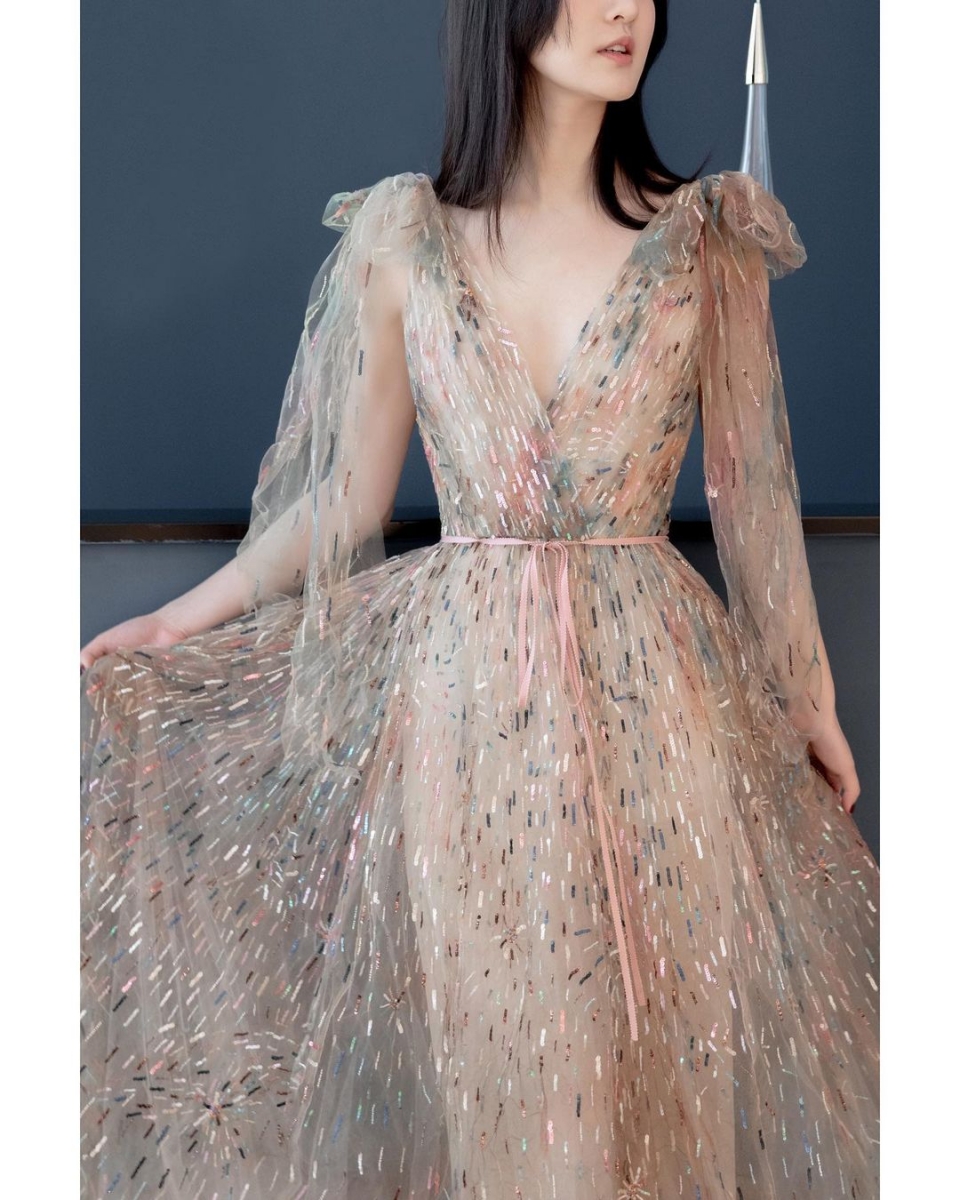 Monique Lhuiller gown with multicolour details