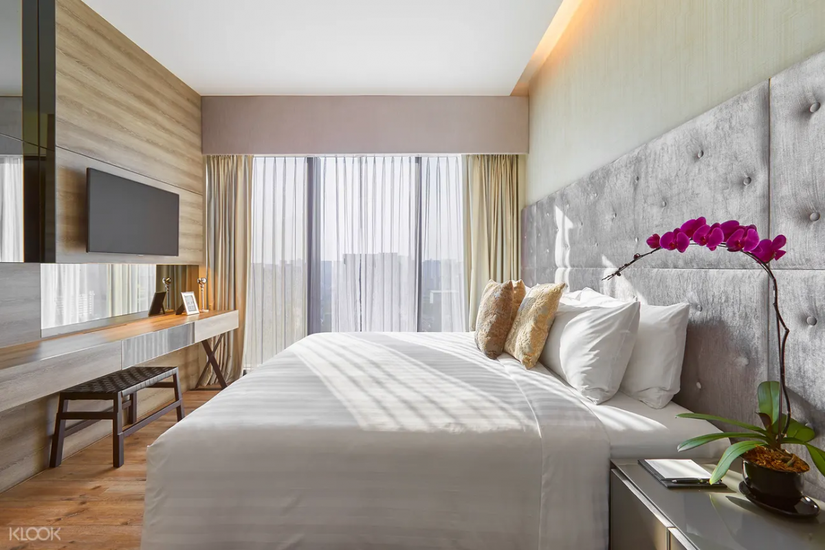 Pan Pacific Serviced Suites Beach Road 1-for-1 staycation