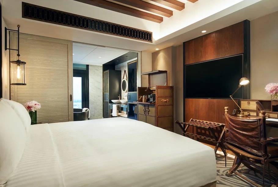 the barracks hotel sentosa premier room pool access