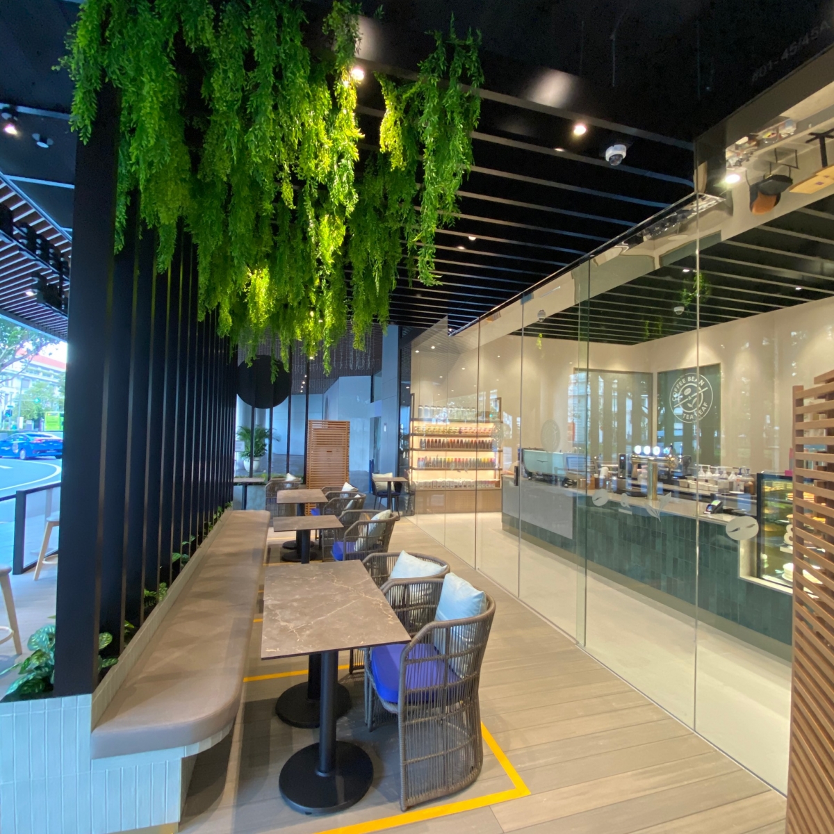 24 hour the coffee bean cafe at raffles place