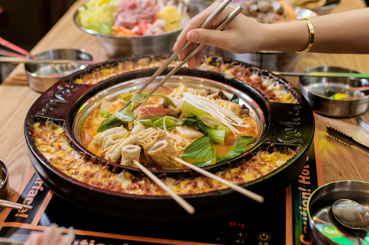 90 Minutes tteokbokki hotpot buffet Singapore