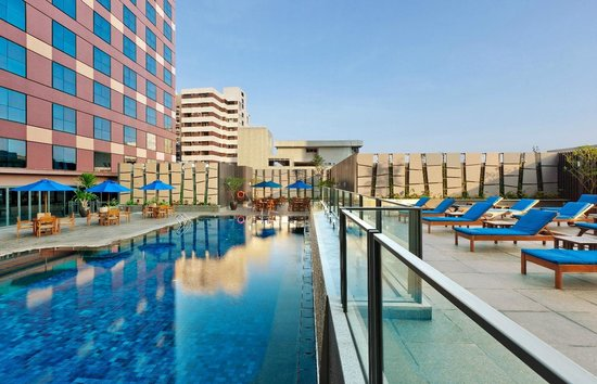 Grand Mercure Roxy Singapore 1-for-1