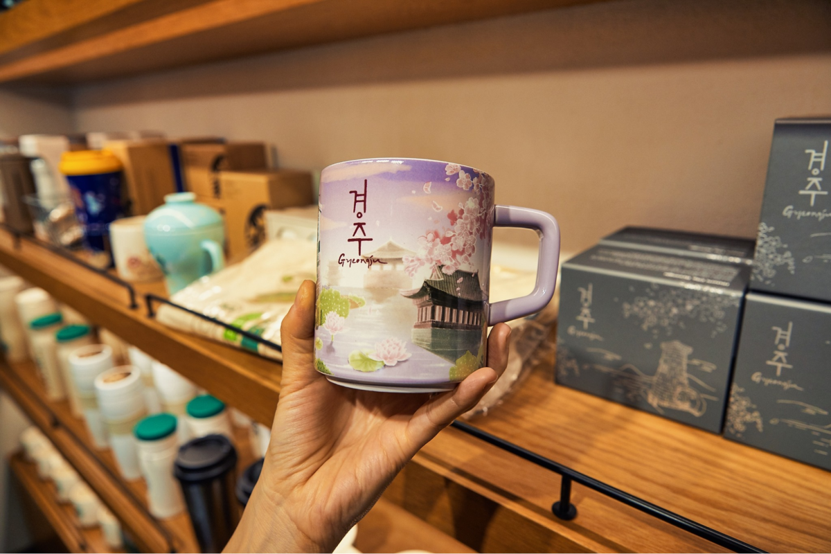 Hanok Starbucks Korea Gyeongju