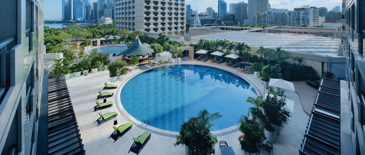 Fairmont Hotel Singapore 1-for-1