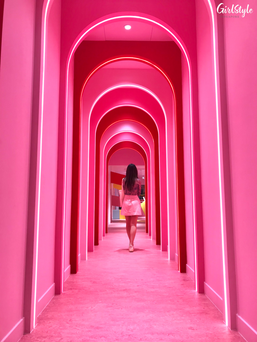 museum of ice cream singapore neon arch