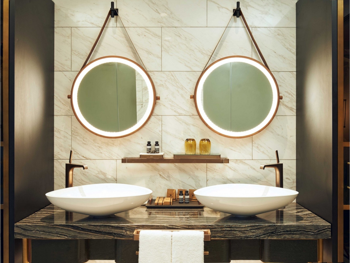 the barracks hotel sentosa premier room pool access bathroom