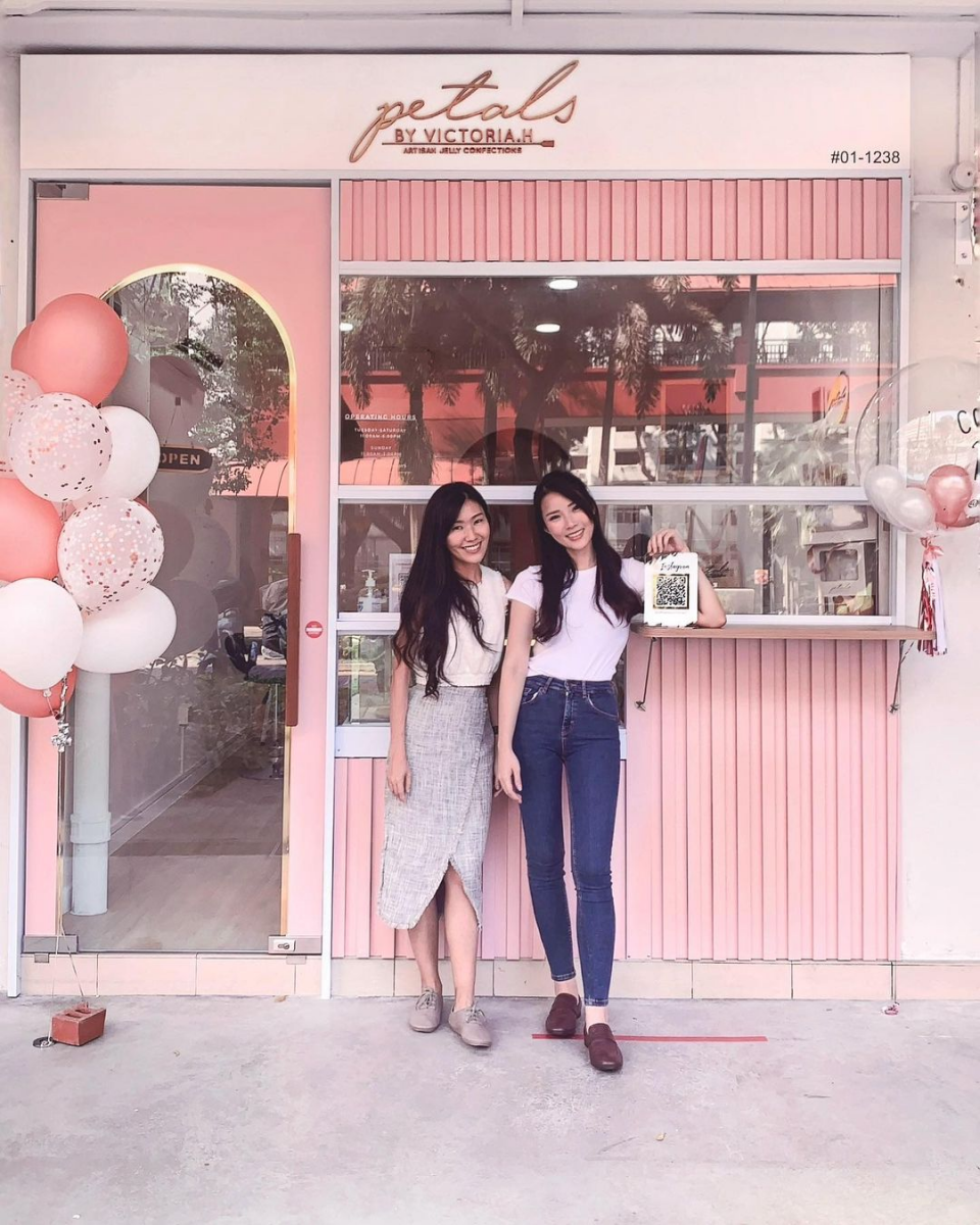 Petals by Victoria.H flower jelly cheesecake Singapore