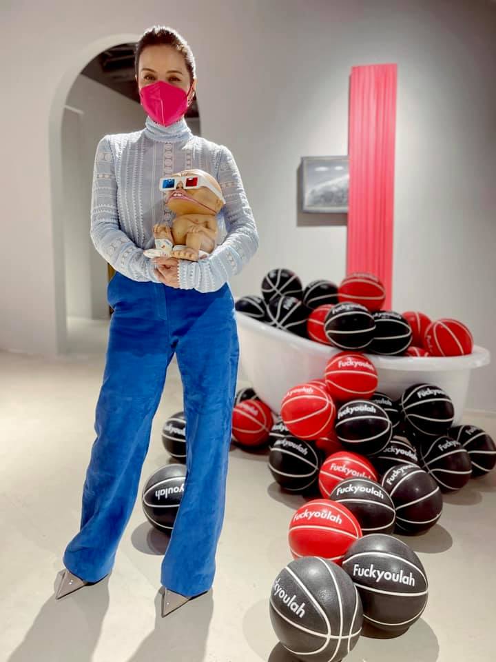 Zoe Tay at Art Now, Raffles Hotel Arcade