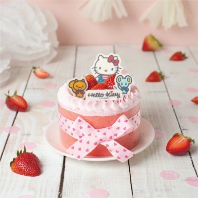 Polar Puffs & Cakes x Hello Kitty_Kitty & Friends