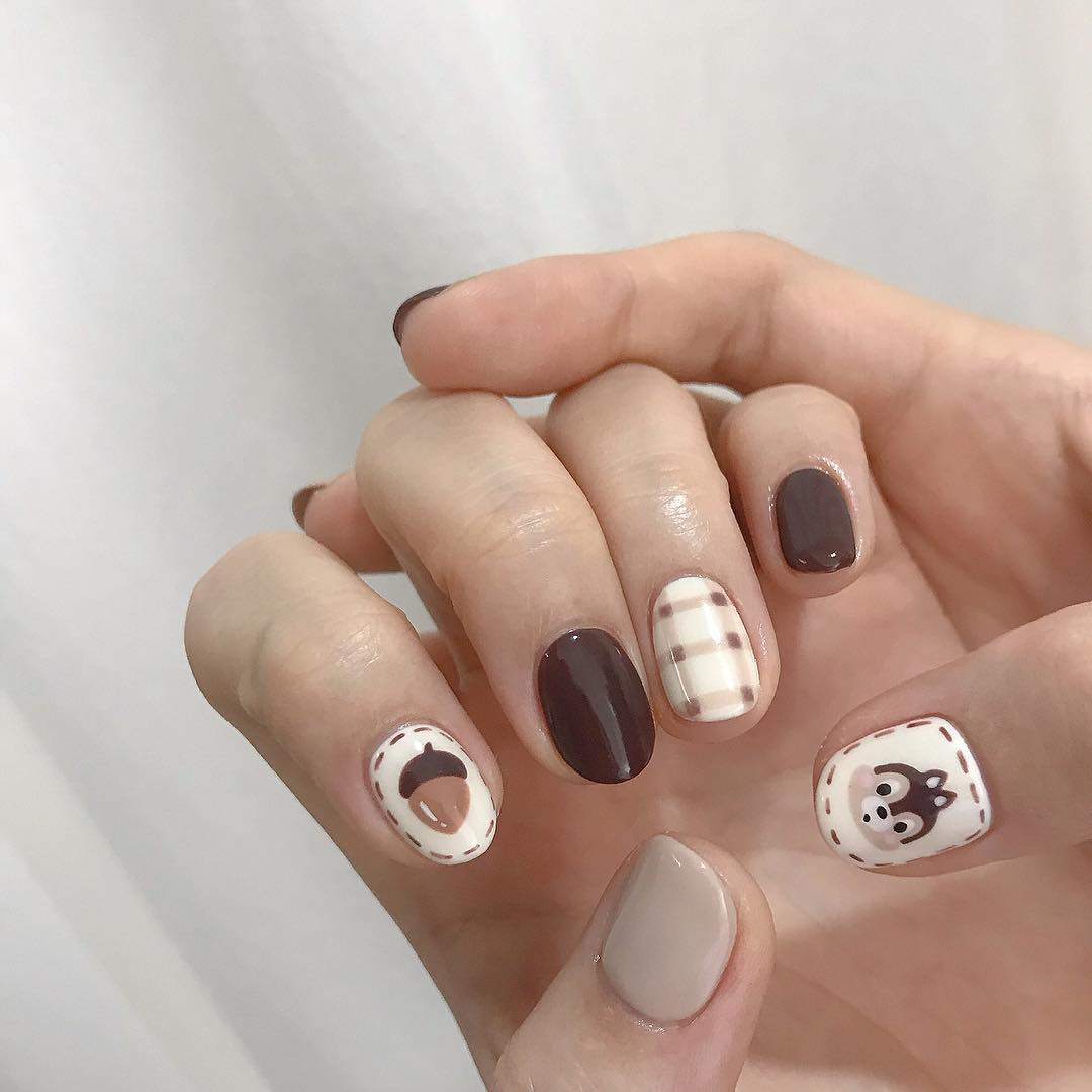 Korean Chip 'n' Dale nail art