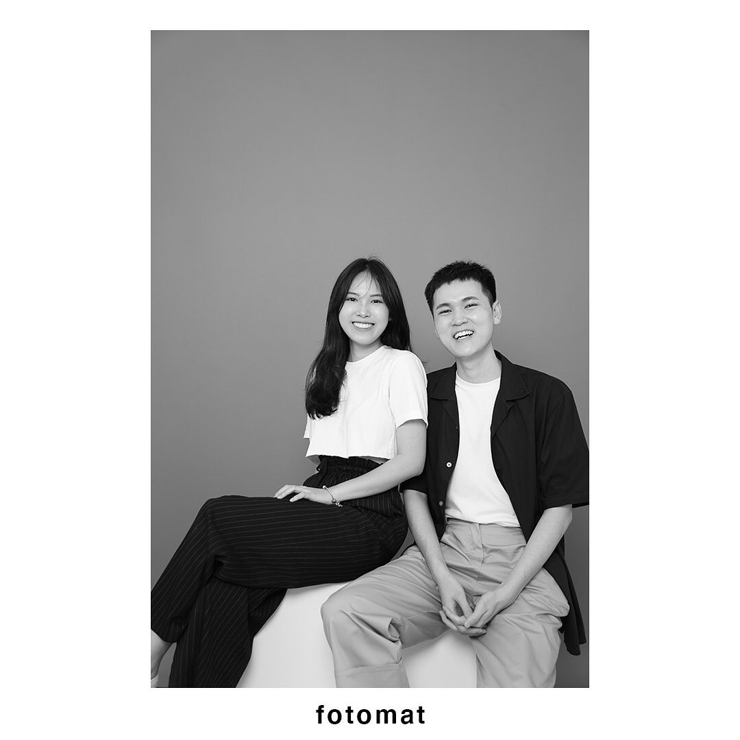 Fotomat Studios couple black and white shot