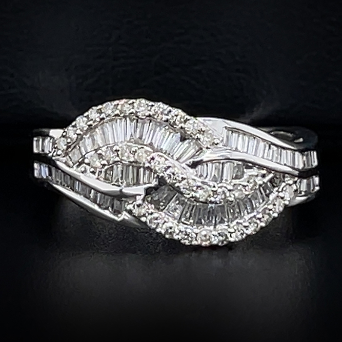 diamond-industries-sale-relocation_diamond ring