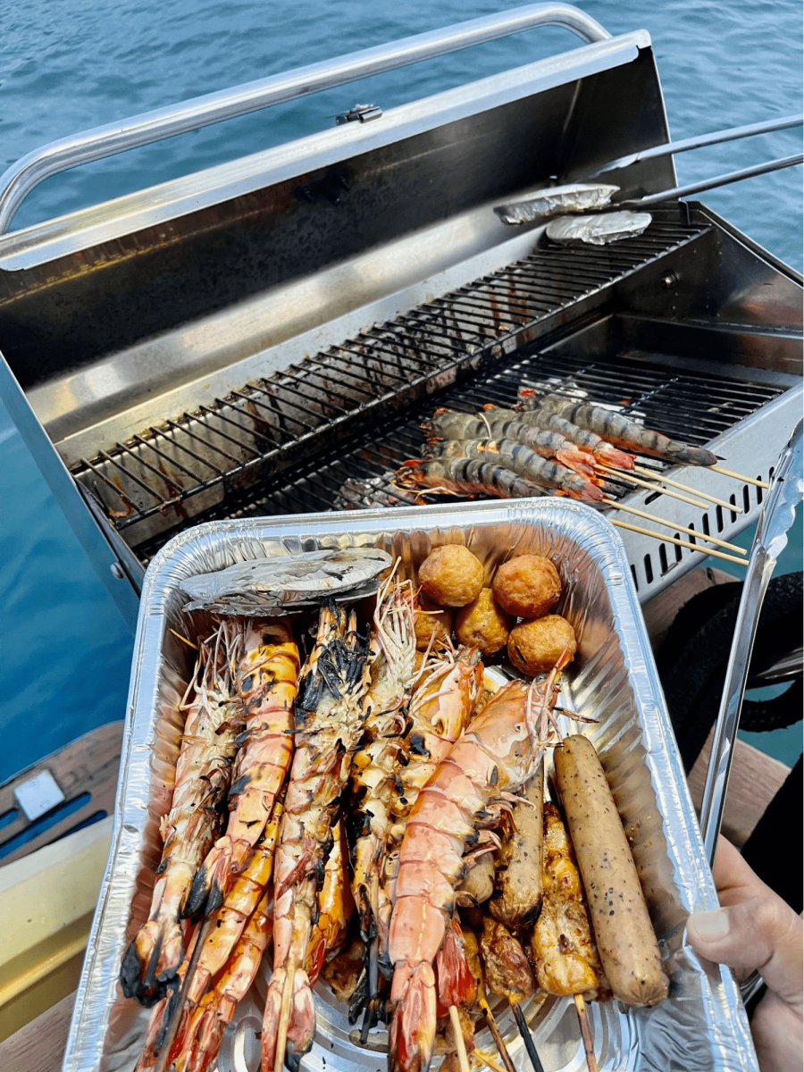 Yacht cruise BBQ Singapore