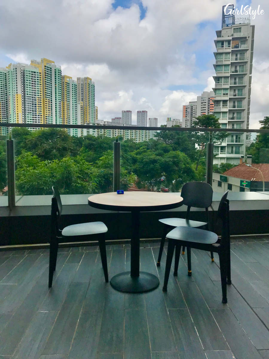 great world food junction food court outdoor rooftop table and chairs