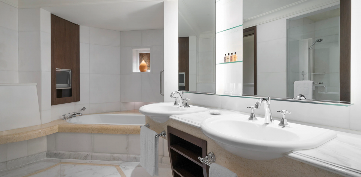 Shangri-La Singapore 1-for-1