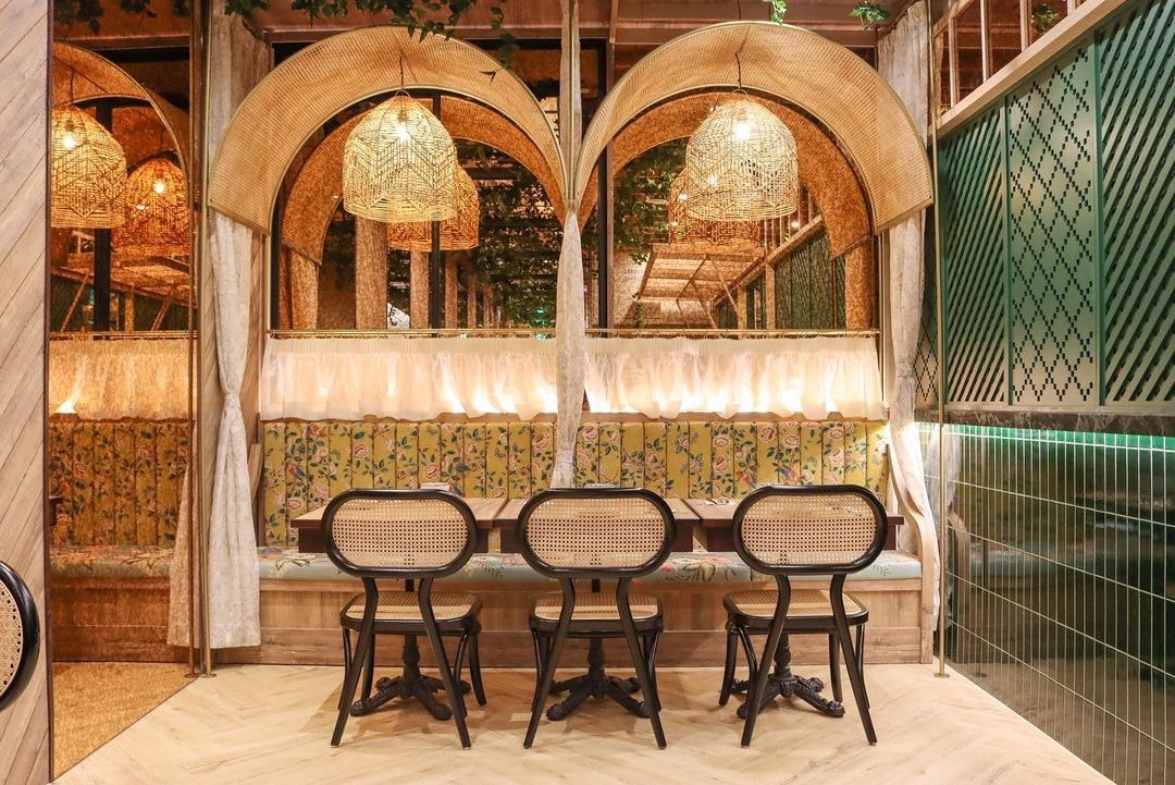 romantic ambience at mrs pho house vietnamese restaurant at takashimaya singapore