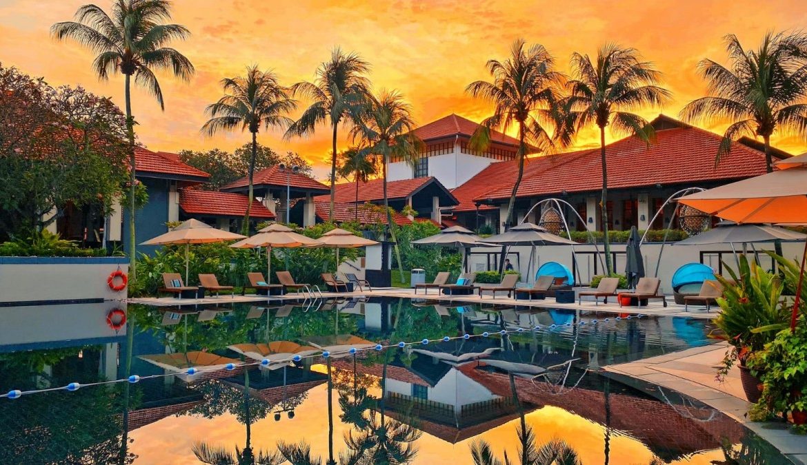 sofitel singapore sentosa resort & spa swimming pool
