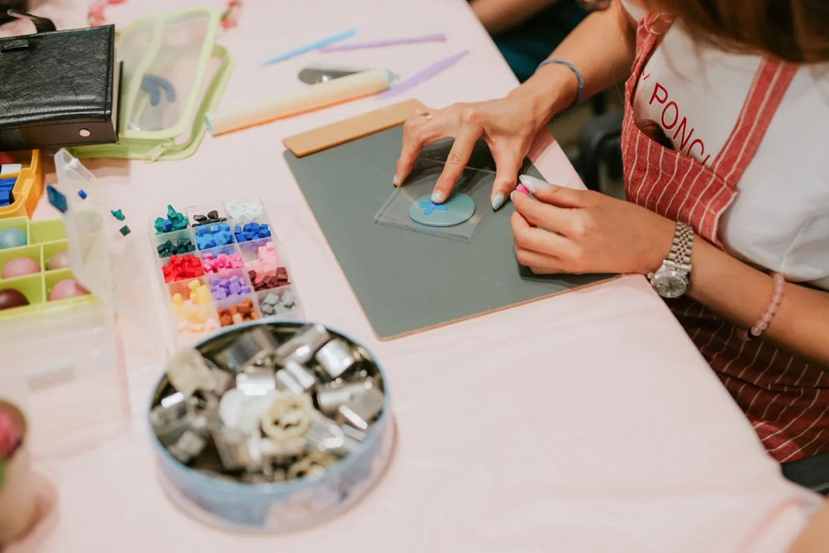 Earring workshop Hands On Klay Singapore