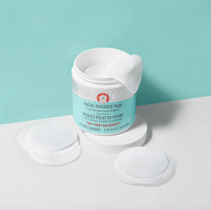 Skincare Oily Skin_First Aid Beauty Facial Radiance Pads