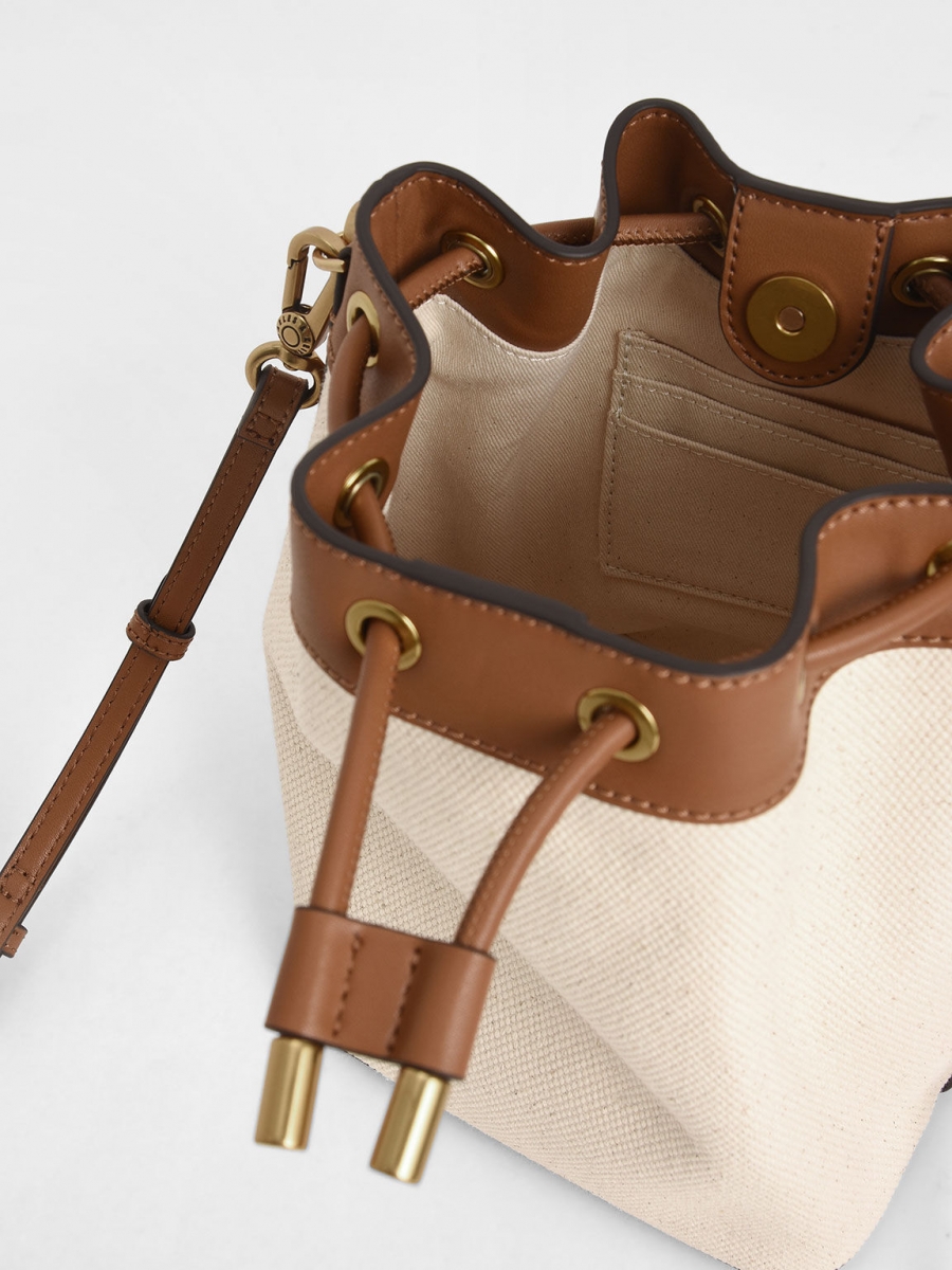 Charles & Keith Canvas Drawstring Bucket Bag_interior
