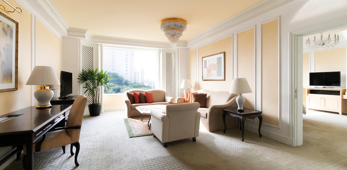 Shangri-La Singapore Valley Wing Deluxe Suite living room