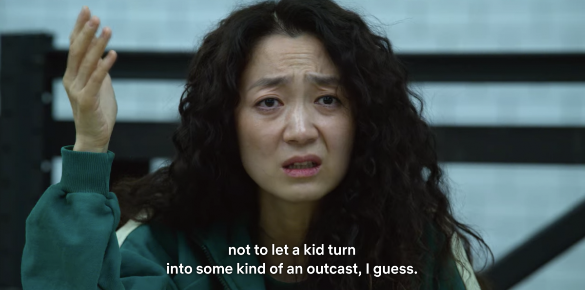 Mi Nyeo wasn't eliminated despite not having a partner for the game of pebbles in Squid Game