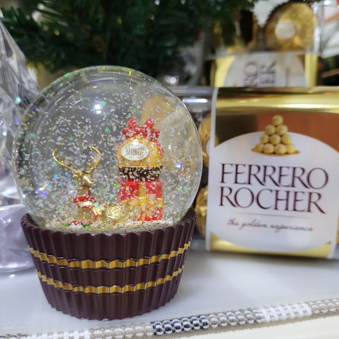 Ferrero Rocher Christmas Snowglobe with reindeer