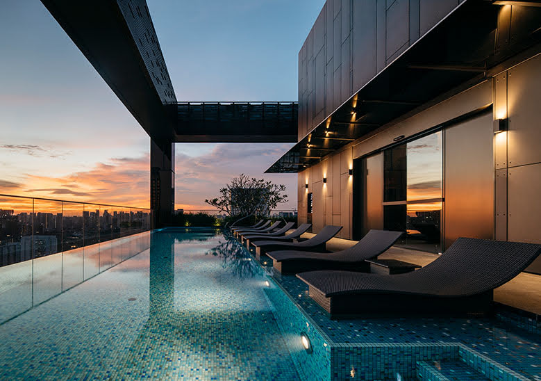 The Clan Hotel Singapore rooftop infinity pool
