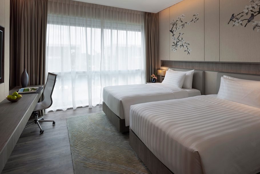 Dusit Thani Laguna Deluxe Laguna Room