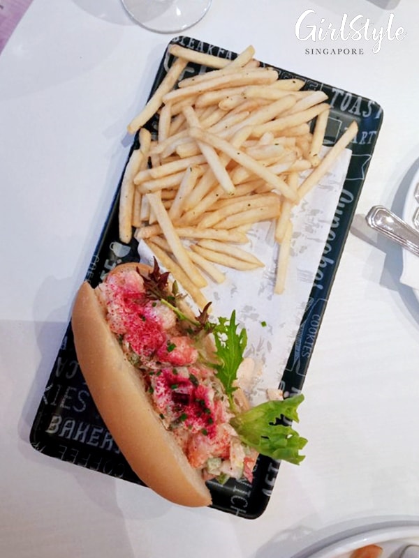 Cafe Q Classified Review Truffle Lobsterwich