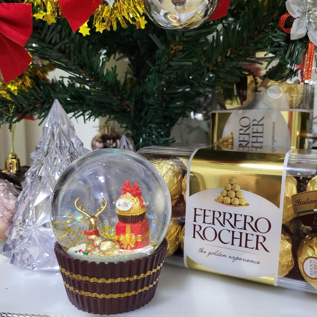 Ferrero Rocher Christmas Snowglobe and chocolate